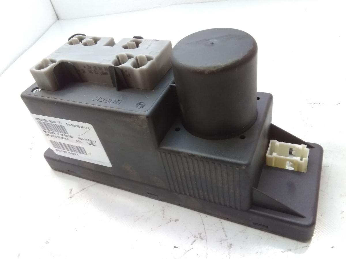 Mercedes E-Klasse 210 original Pumpe Zentralverriegelung ZV-Pumpe 0132006364 Bj.2002