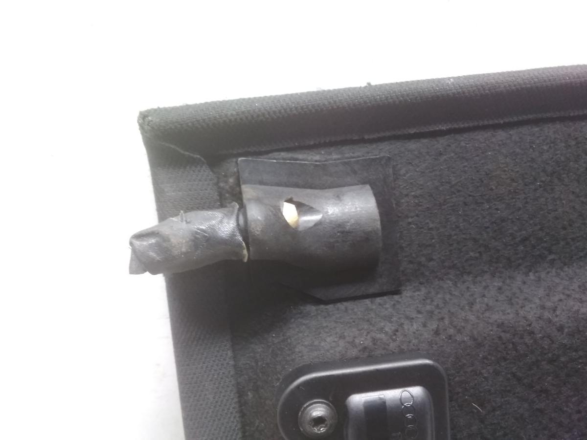 Audi A3 8P Hutablage Abdeckung Kofferraum 3t&uuml;rig Facelift BJ2010 Mangel