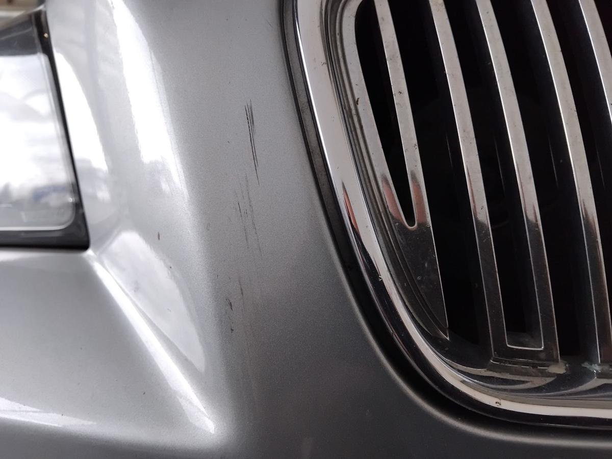 Volvo V50 S40 II original Stossf&auml;nger Sto&szlig;stange vorn 477 Electric Silber BJ2007