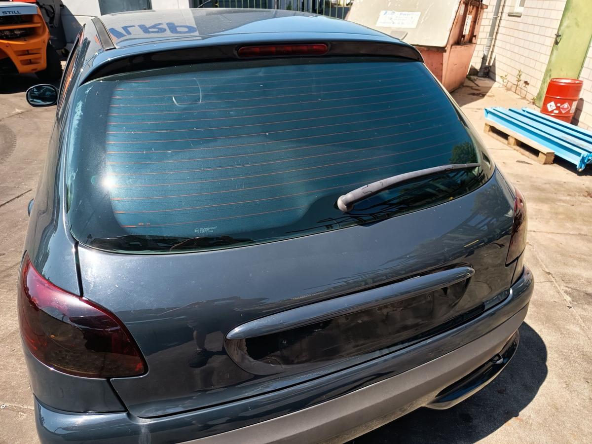 Peugeot 206+ orig Heckklappe mit Scheibe KTG Grau Hurricane Bj 2009