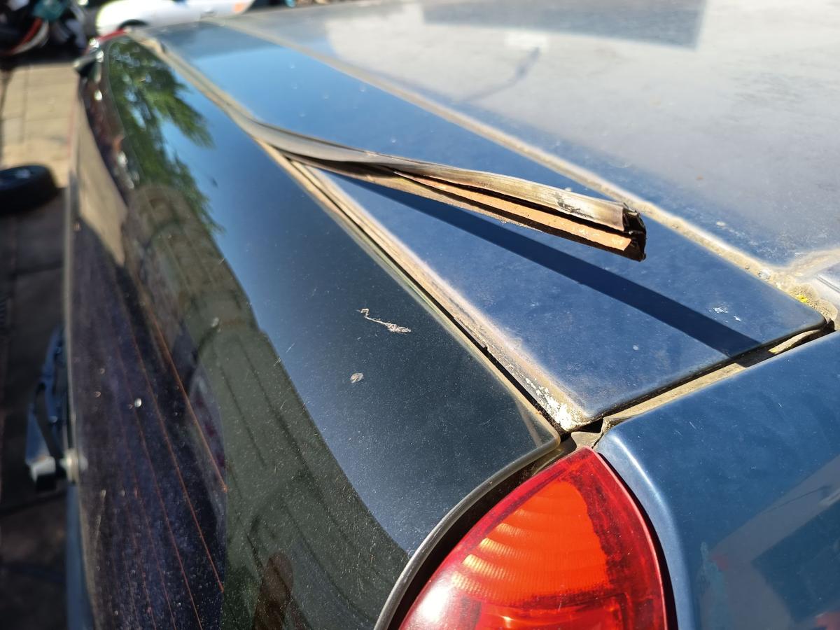 Volvo 850 Kombi original Heckklappe mit Scheibe 417 Royalblau Bj 1995