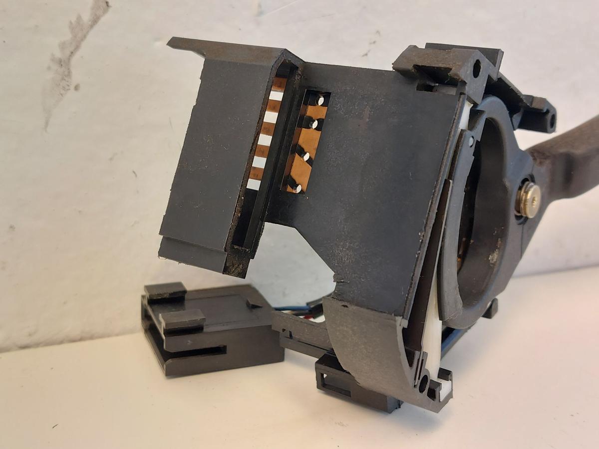 VW Golf 3 1H Wischerschalter Kombischalter Lenkstockschalter rechts MFA