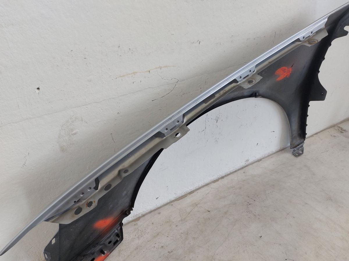 VW Passat 3C B6 Kotfl&uuml;gel vorn rechts Beifahrerseite LA7W Reflexsilber OE