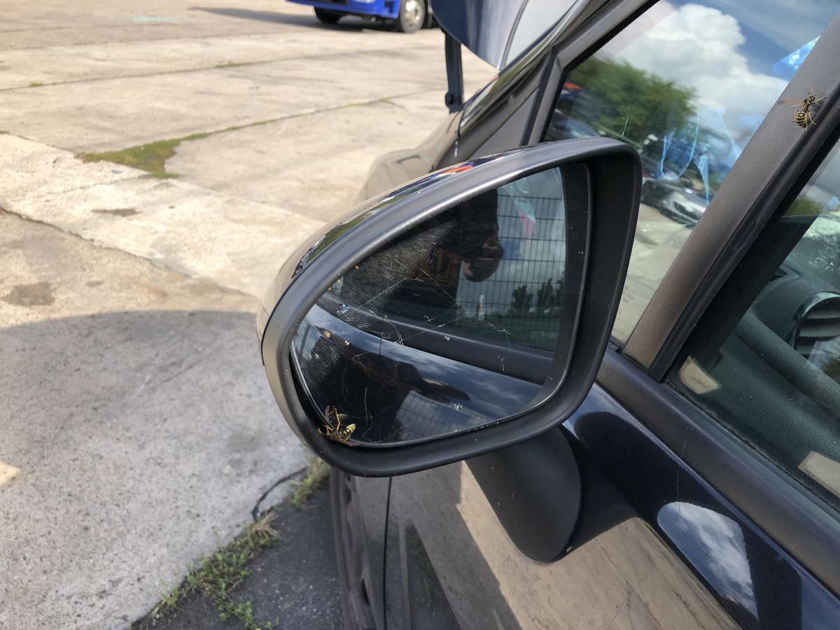 Opel Meriva B Außenspiegel links Seitenspiegel elektrisch 2HU Saphirschwarz