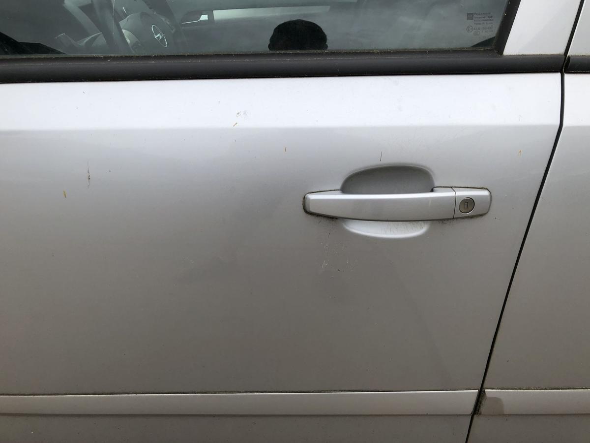 Opel Astra H Caravan T&uuml;r vorn links Fahrert&uuml;r im Rohbau 2AU Starsilber