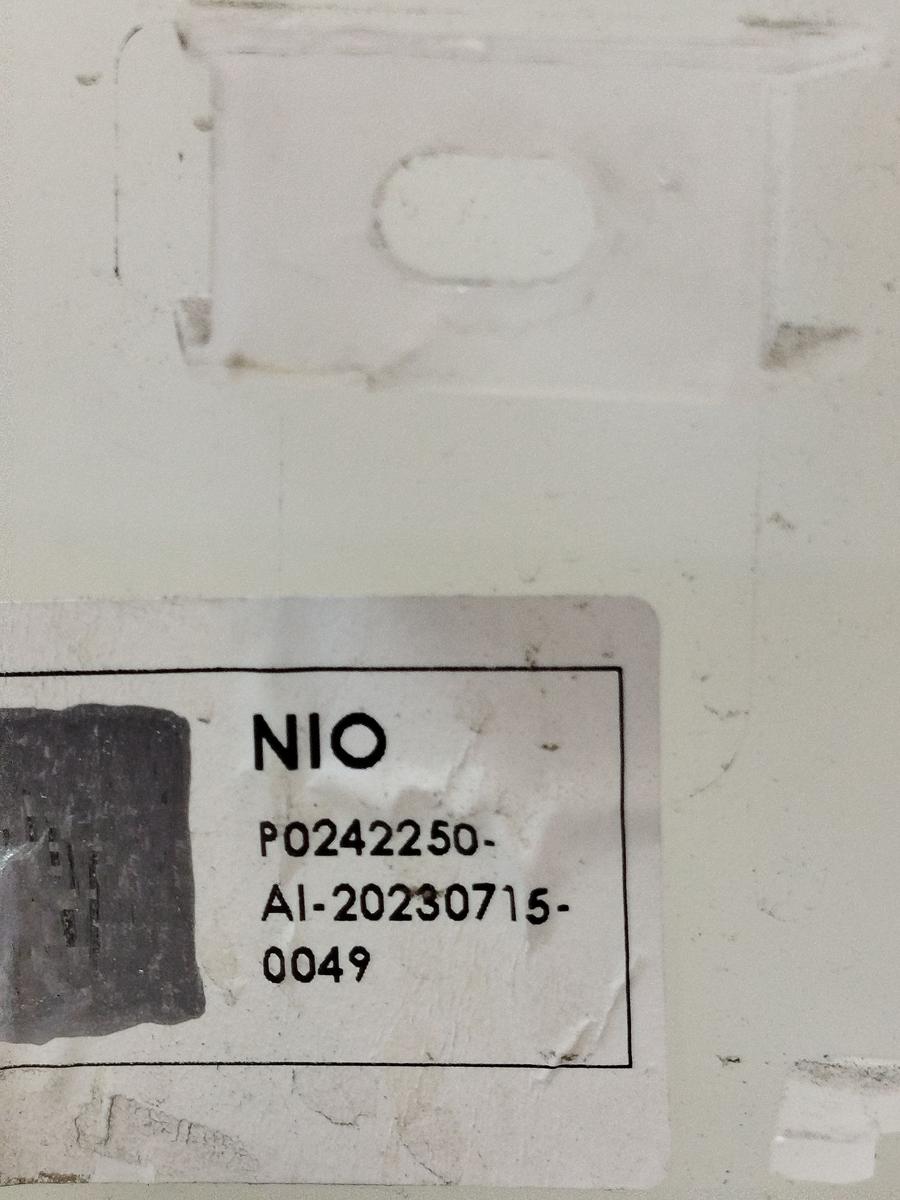 NIO EL6 Elektro SUV Waschwasserbeh&auml;lter Waschbeh&auml;lter mit Sensor