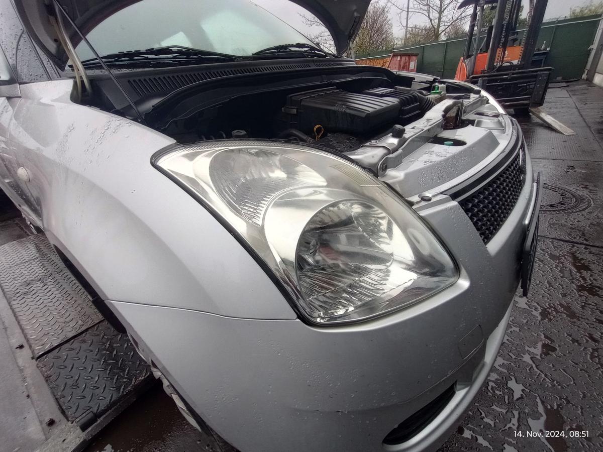 Suzuki Swift MZ EZ orig Scheinwerfer rechts Halogen Beifahrerseite Bj 2005