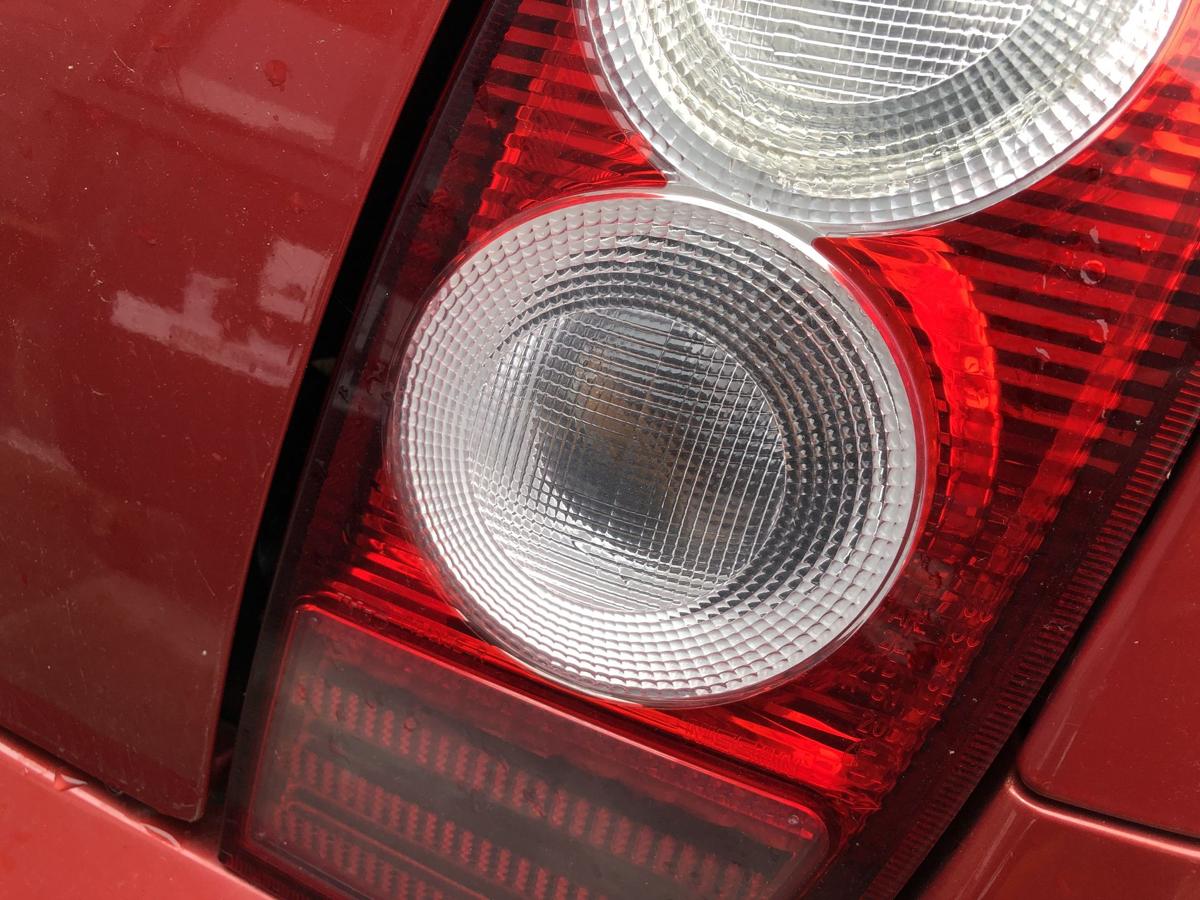 Nissan Micra K12 Rückleuchte rechts Rücklicht Heckleuchte Schlussleuchte