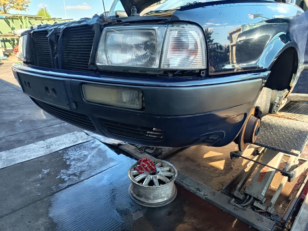 Audi 80 B4 8C original Stoßstange Fänger vorn/Front Y5K Brilliantblau Bj 1994