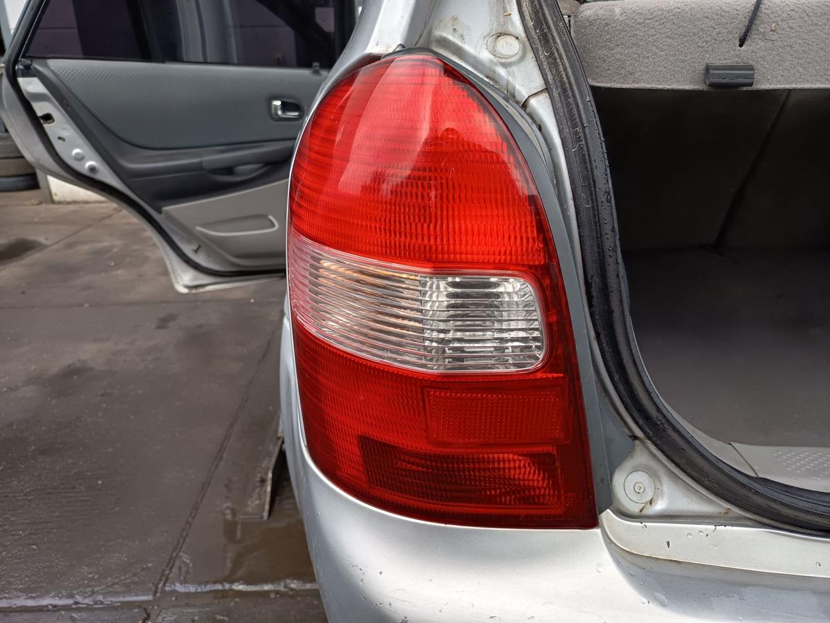 Mazda 323f VI original Rückleuchte links Heck/Schluss/Licht Bj 2002