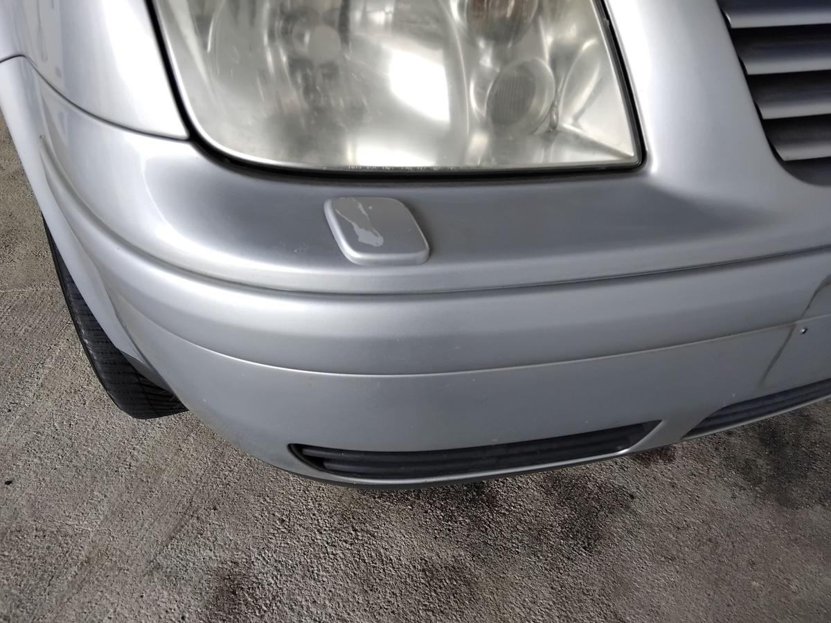 VW Bora original Sto&szlig;stange Sto&szlig;f&auml;nger vorn SRA BJ2001 LA7W reflexsilbermetallic