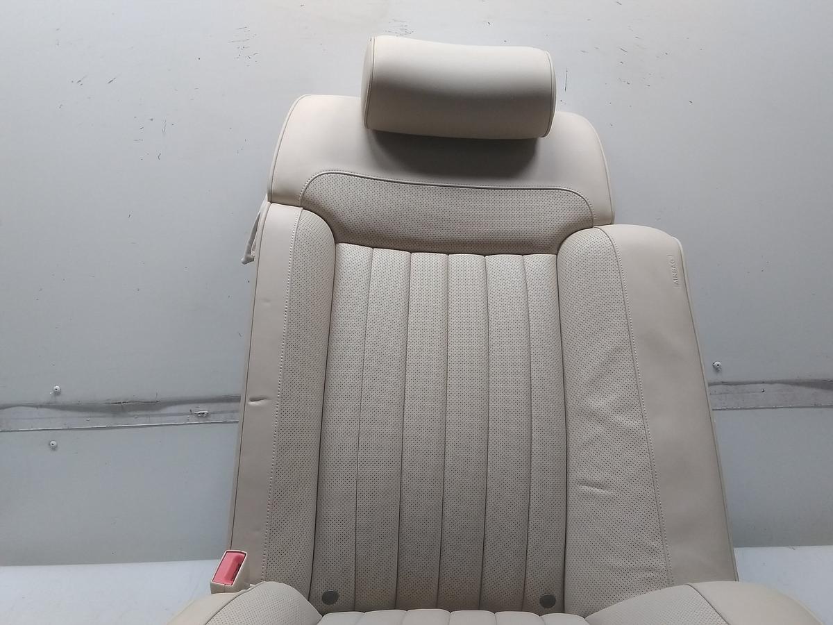 VW Phaeton GP3 Sitz hinten links mit Massagefunktion Leder beige Bj.2010