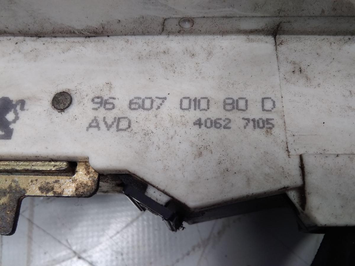 Peugeot 1007 original Türschloß rechts mit Zentralverriegelung Bj.2006