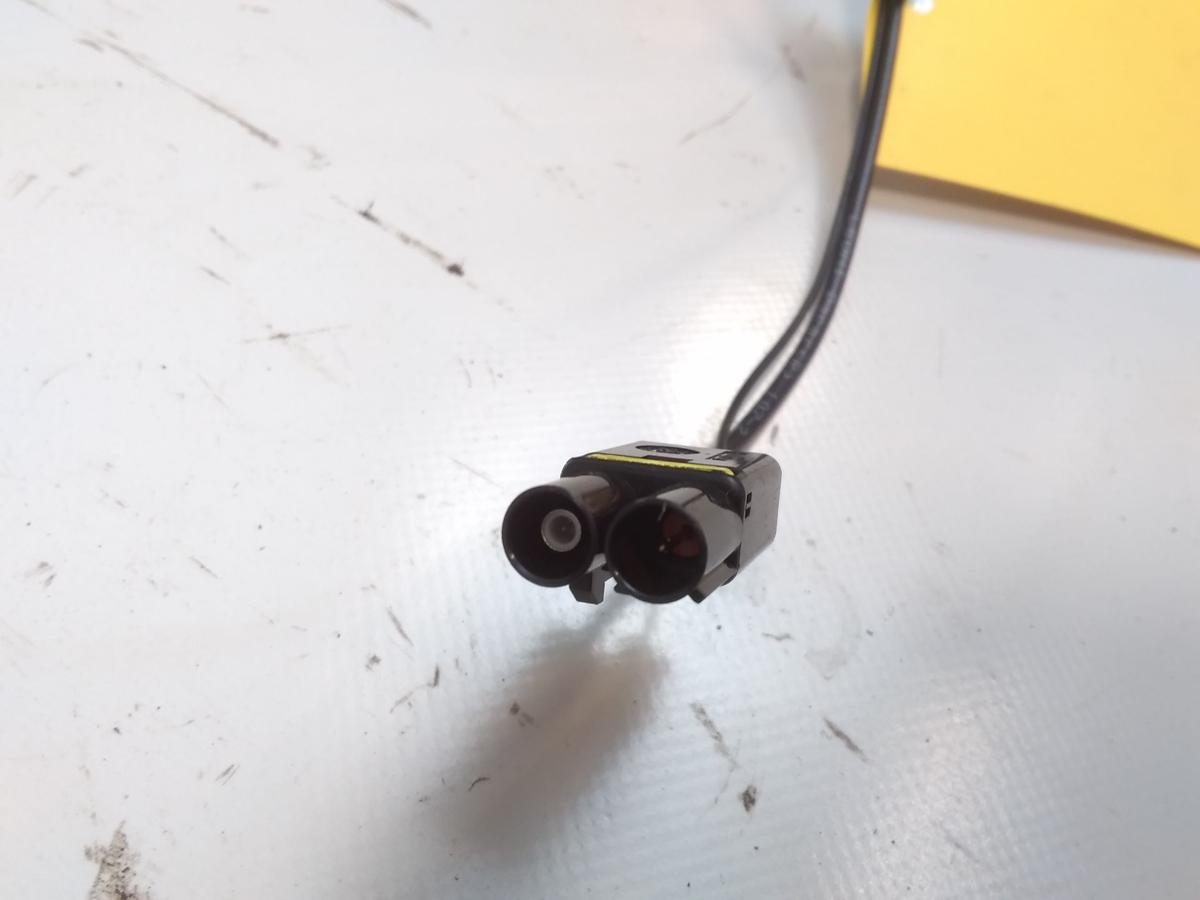 Ford Focus 3 DYB original Antennenfu&szlig; AM5T18828BB BJ2011 Kombi