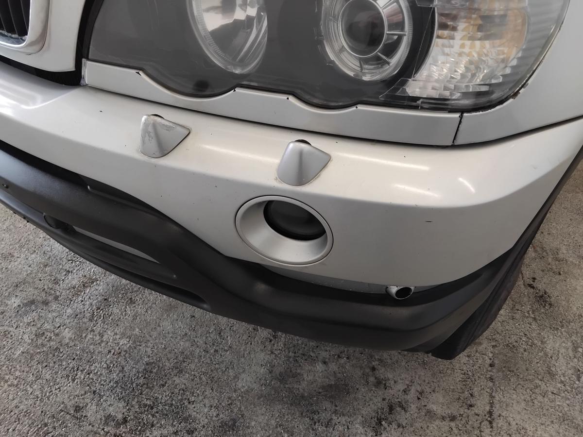 BMW X5 E53 original Sto&szlig;f&auml;nger Sto&szlig;stange vorn PDC Scheinwerferreinigung BJ2000
