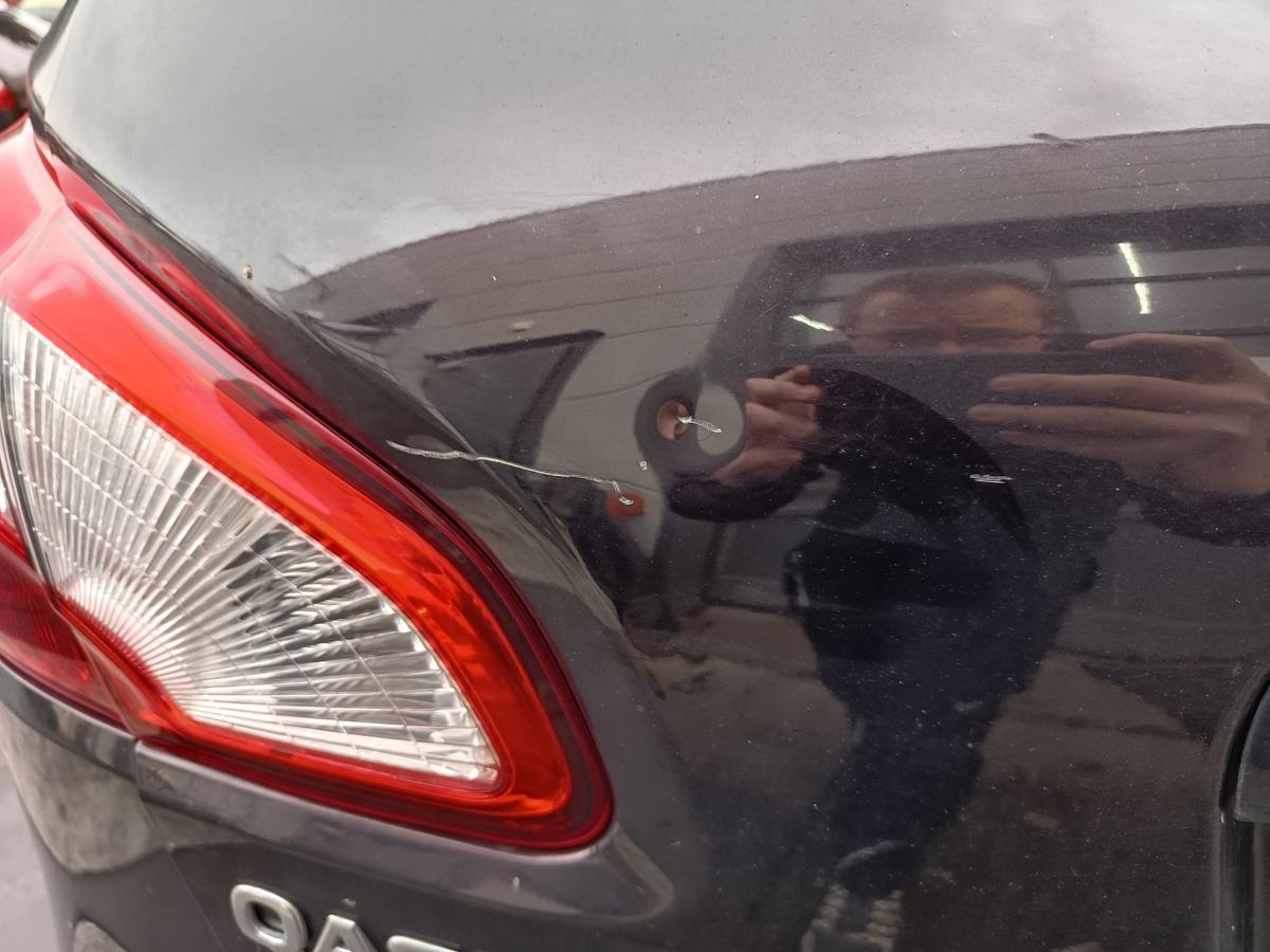 Nissan Qashqai orig Heckklappe mit Scheibe GAB Nightshade Facelift Bj 2013