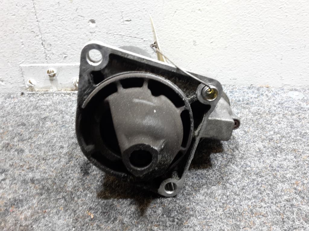 Alfa GT 937 BJ 2007 Anlasser Starter 1.9D 110KW 0001108234 Bosch