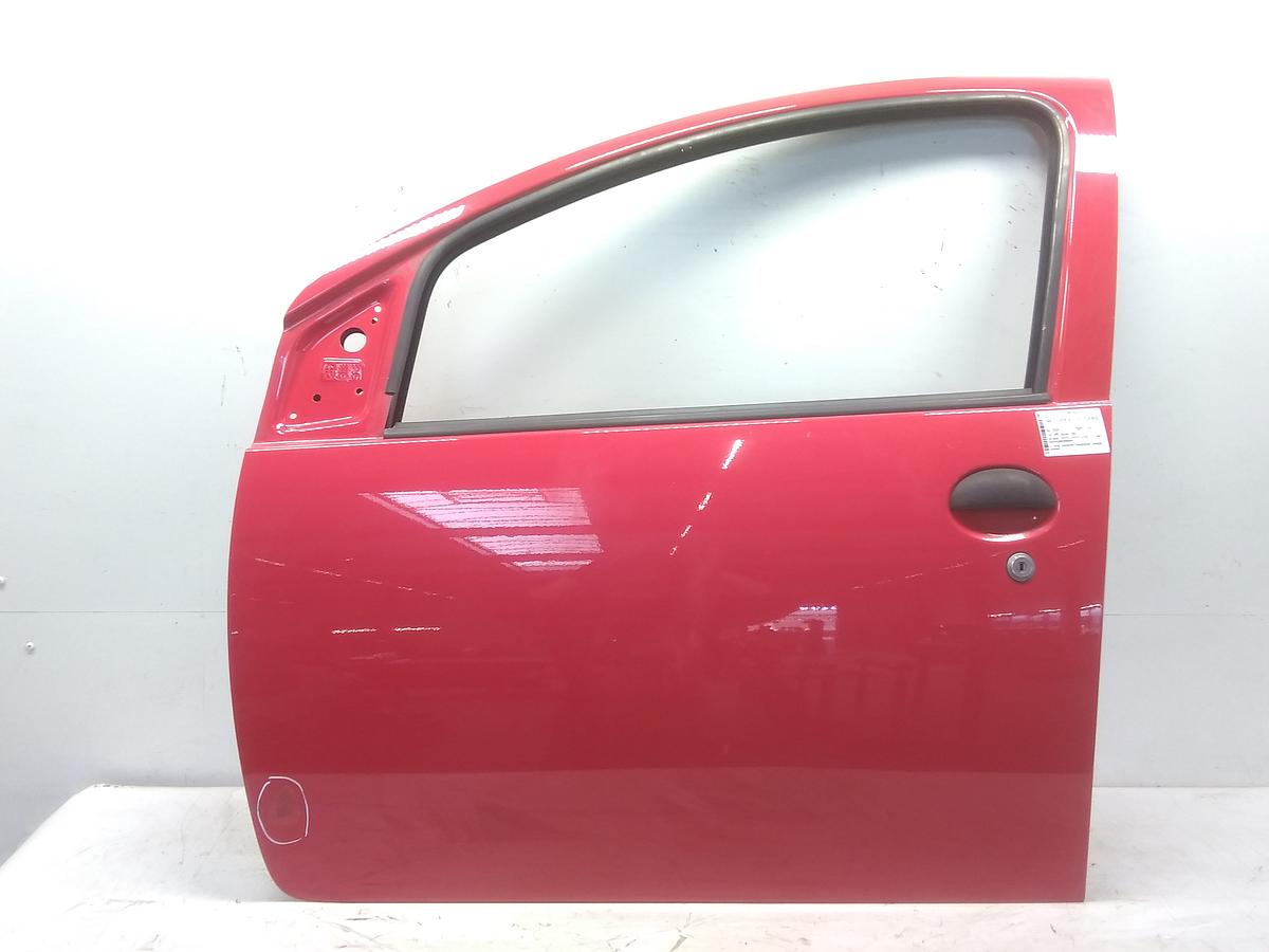 Toyota Aygo Tür vorn links Fahrertür rot 3P0 super red 5-türig Bj.2008