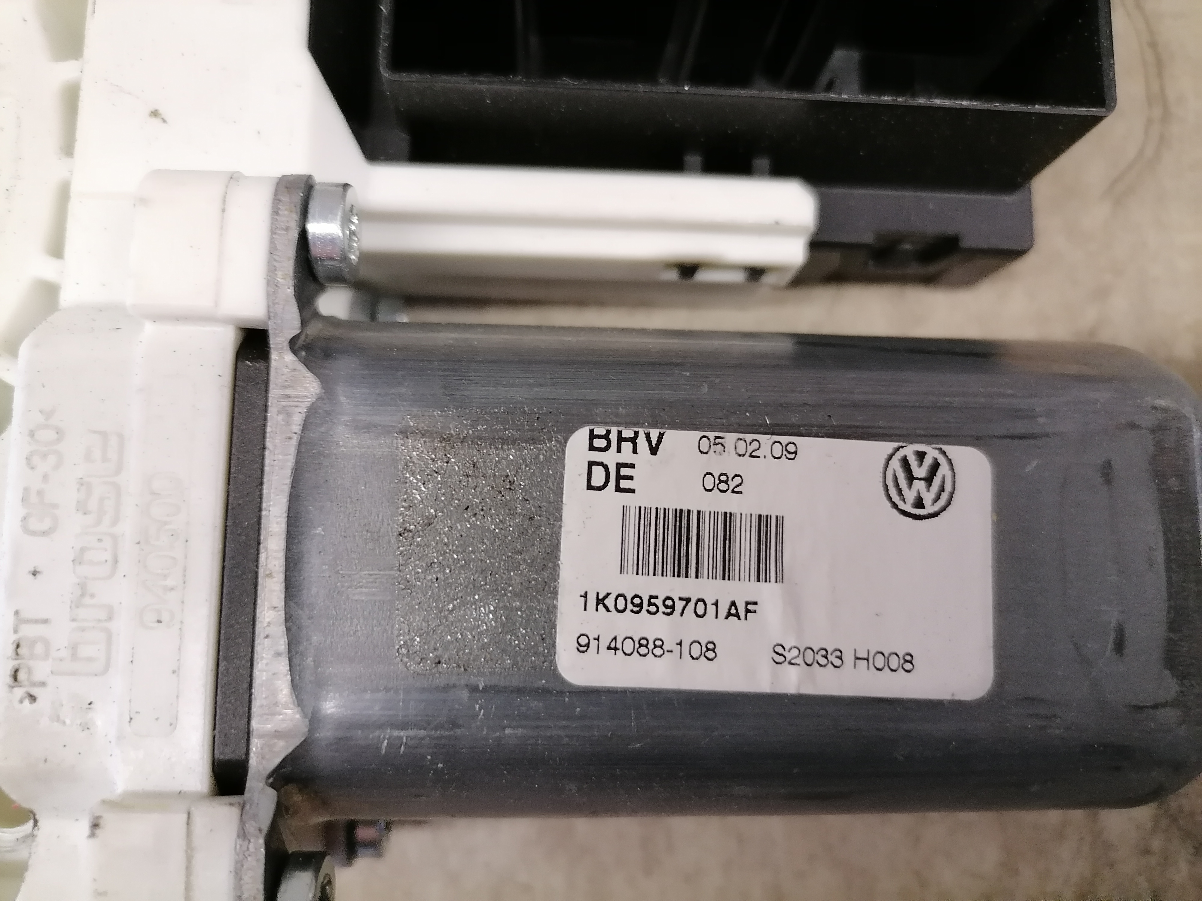 Golf 6 Vl Fensterhebermotor vorn vorne links 1K0959701AF 5 türer