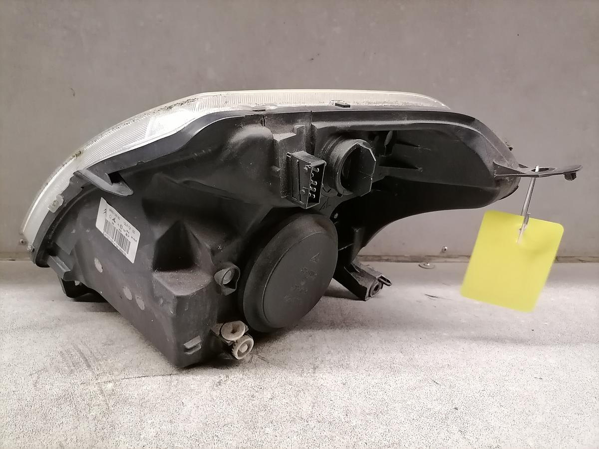 Citroen C2 Scheinwerfer vorn rechts Lampe 9680128180 BJ2007