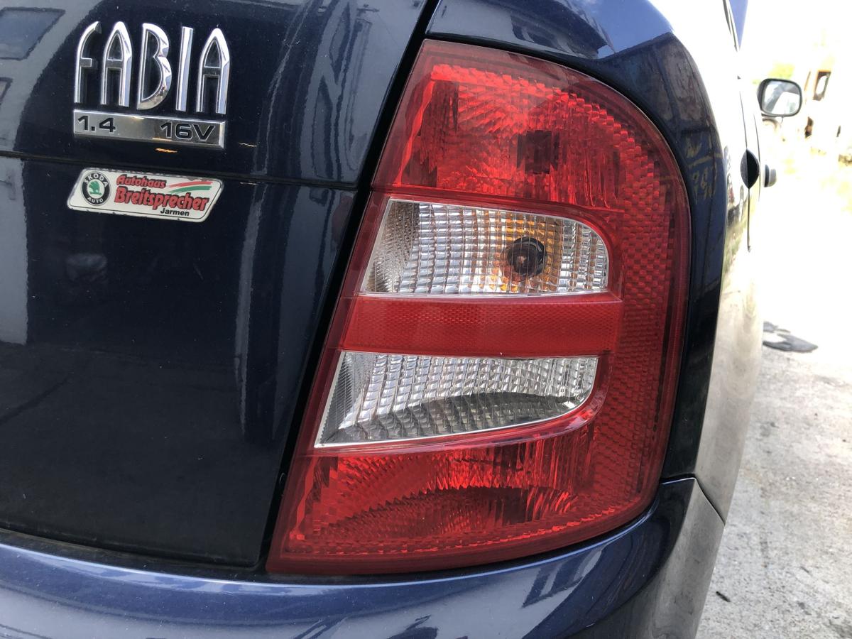 Skoda Fabia 6Y R&uuml;ckleuchte rechts R&uuml;cklicht Heckleuchte 5t&uuml;rer bis 2004