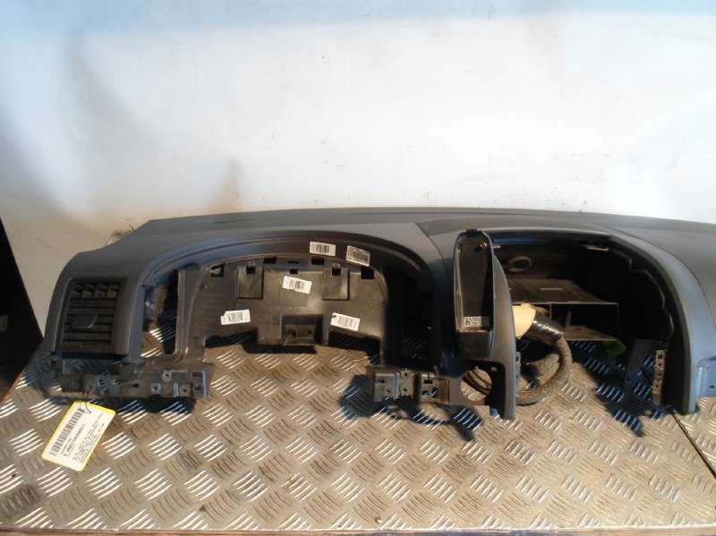 Ablagefach Armaturenbrett vorn VW Touareg 7P Staufach schwarz