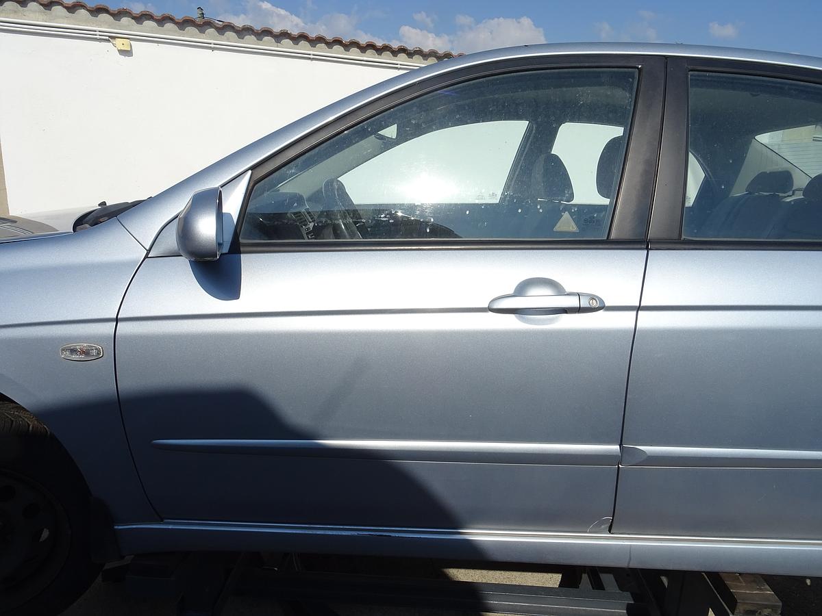 Kia Cerato original Tür vorn links L1 Iceblue mit Mängeln Bj.2006