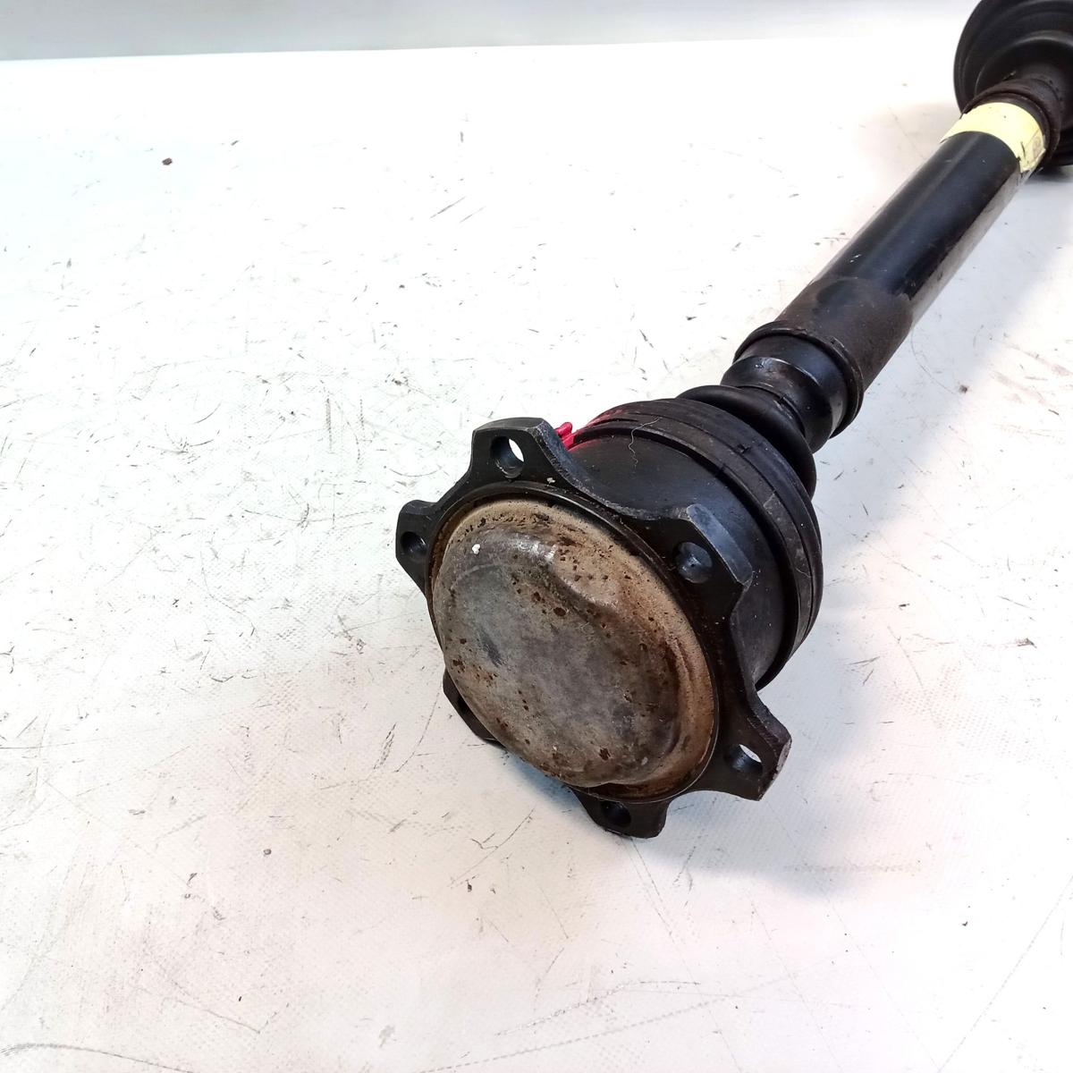 Audi A4 B5 original Antriebswelle Gelenkwelle vorn rechts 2.8 128kw BJ1994