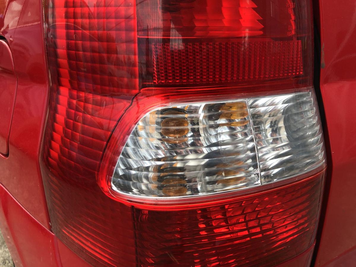 Mazda Demio DW R&uuml;ckleuchte links R&uuml;cklicht Heckleuchte Facelift ab 2000