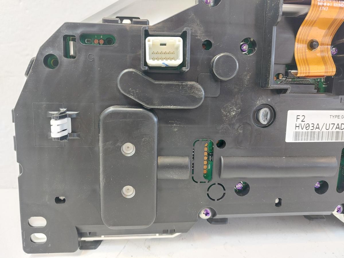 Nissan Qashqai J11 Tacho Kombiinstrument Benzin OEM Cockpit
