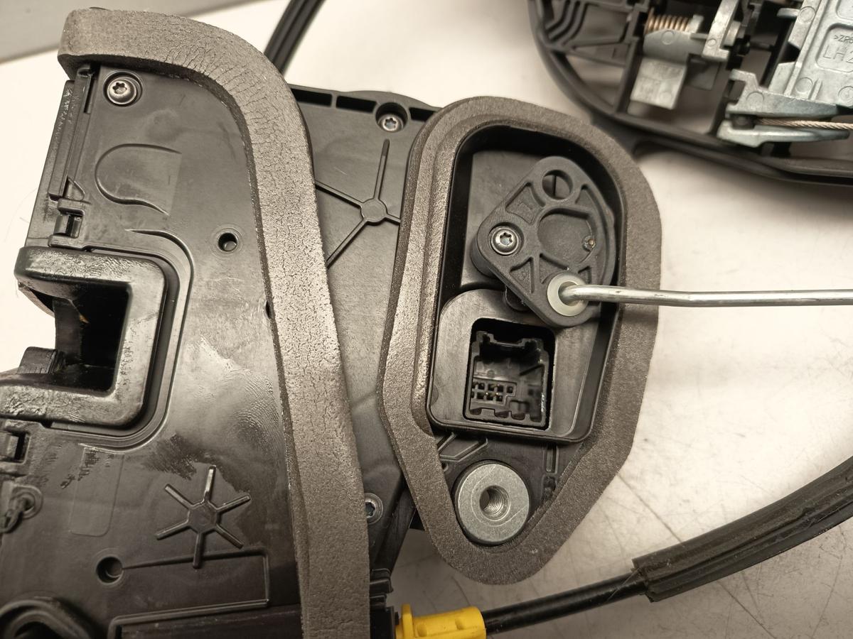 Opel Astra K Schr&auml;gheck original T&uuml;rschloss hinten links Baujahr 2018