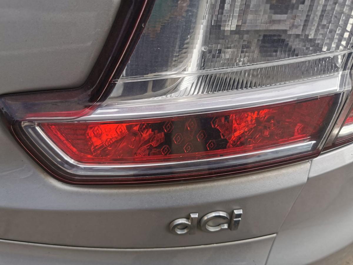 Renault Megane III Grandtour Rückleuchte Schlussleuchte Rücklicht innen rechts