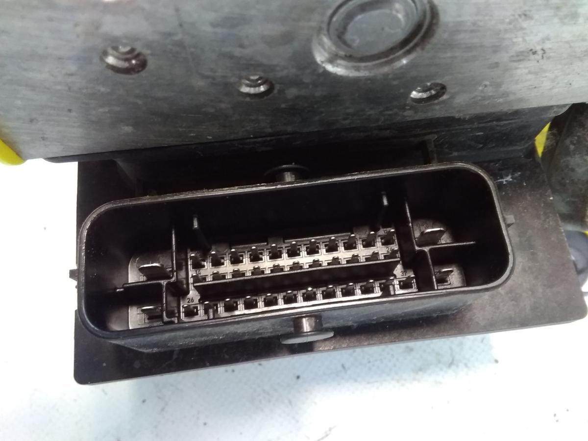 Skoda Fabia 2 original ABS-Block 6R0614517T Bj.2011 6R0907379AA 6R0907379AF