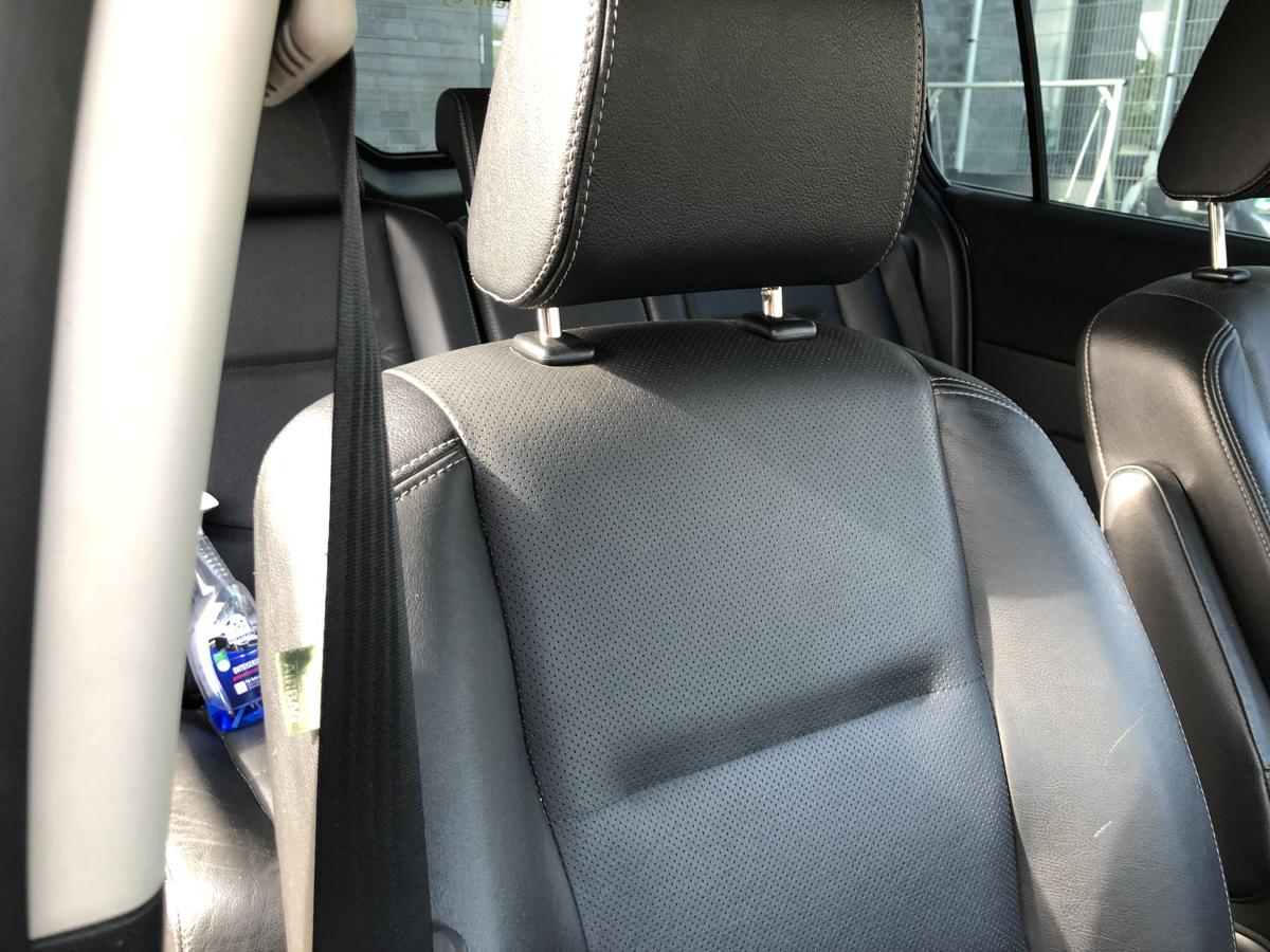 Mazda 5 CR ab 2008 Sitz vorn rechts Beifahrersitz Leder schwarz Heizung