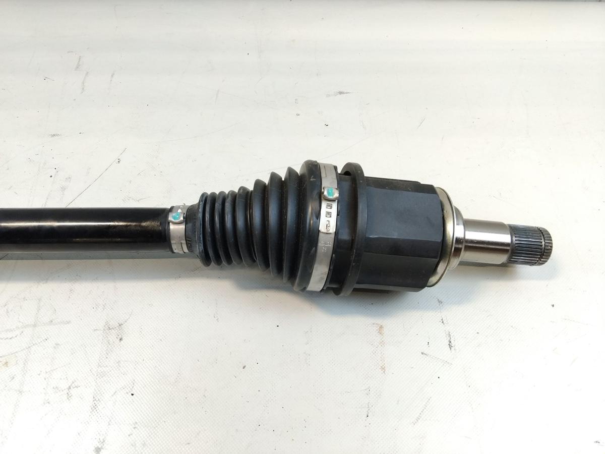 Porsche Macan 2 Turbo XAB original Antriebswelle Gelenkwelle vorn Bj.2024