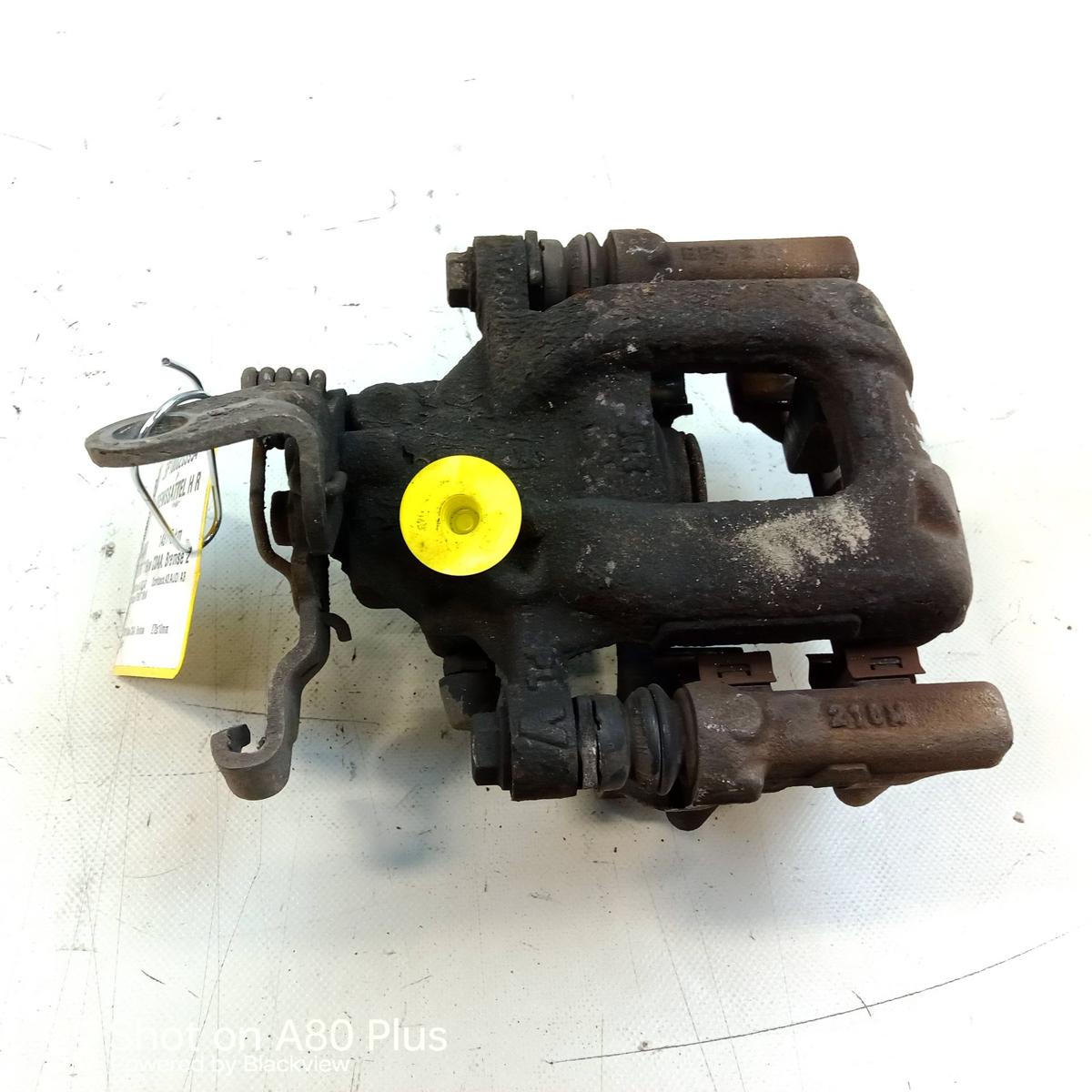 Audi A3 8P Quattro original Bremssattel Hinterachse rechts 272x10mm Bj.2010