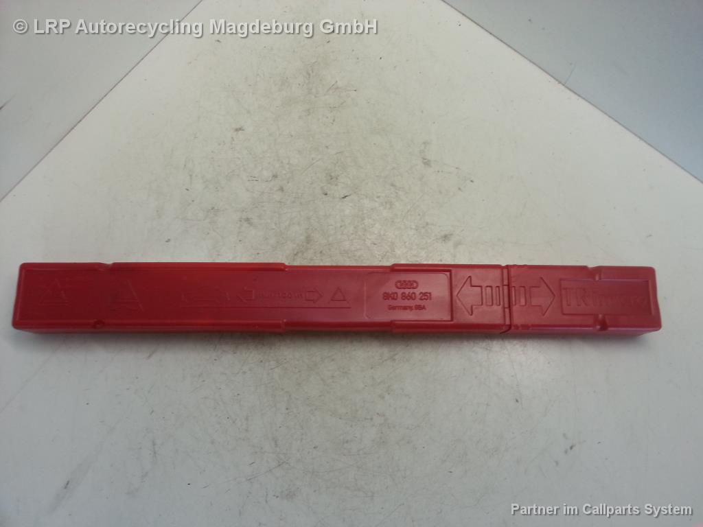 VW Audi Skoda Seat Warndreieck Warntafel Pannendreieck 8K0860251