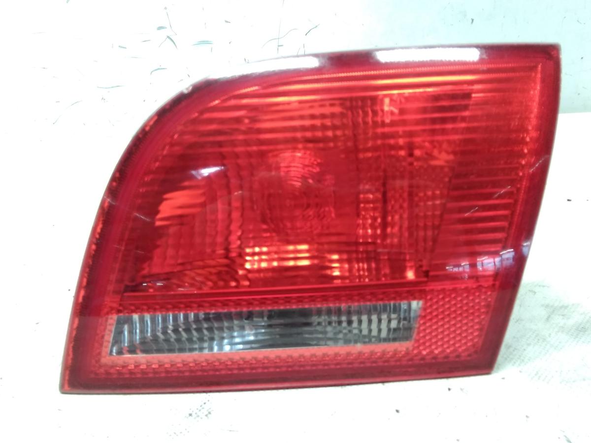 Audi A3 8P Sportback original Rückleuchte Heckleuchte rechts innen BJ2006 5Türer