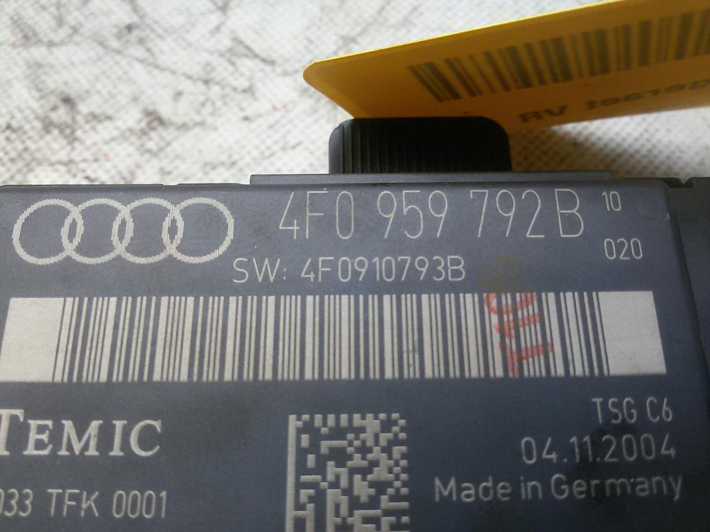 Audi A6 4F 4F0959793B Türsteuergerät Tür vorn rechts original BJ2004