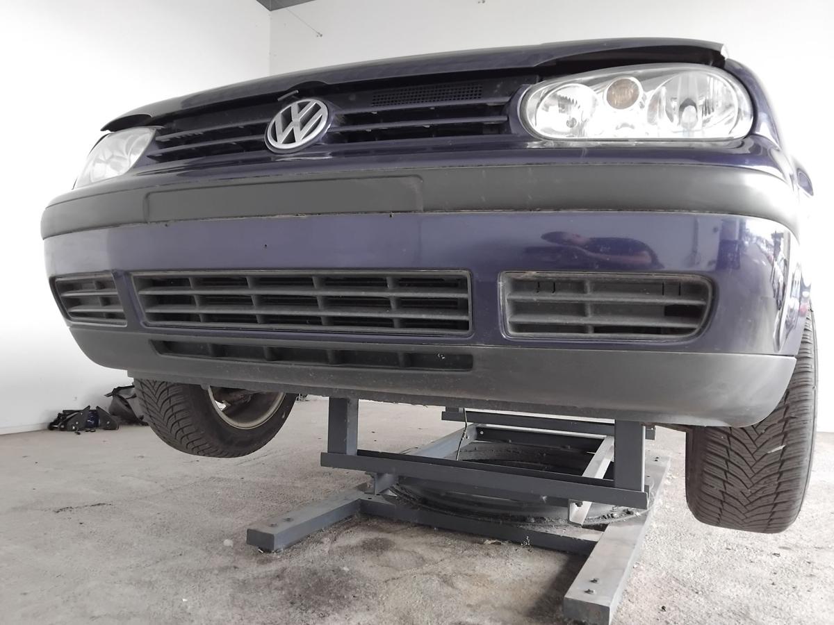 VW Golf 4 1J original Sto&szlig;stange Stossf&auml;nger vorn LB5N Indigoblaumetallic BJ2000