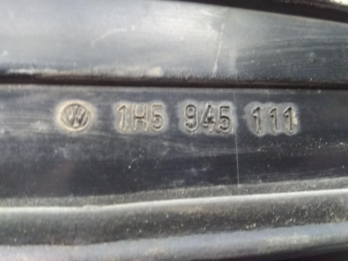 VW Vento 1H2 R&uuml;ckleuchte Heckleuchte Schlussleuchte links 1H5945111 HELLA BJ1992
