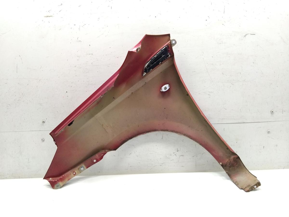 Chevrolet Aveo T250 original Kotfl&uuml;gel vorn rechts rot BJ2008