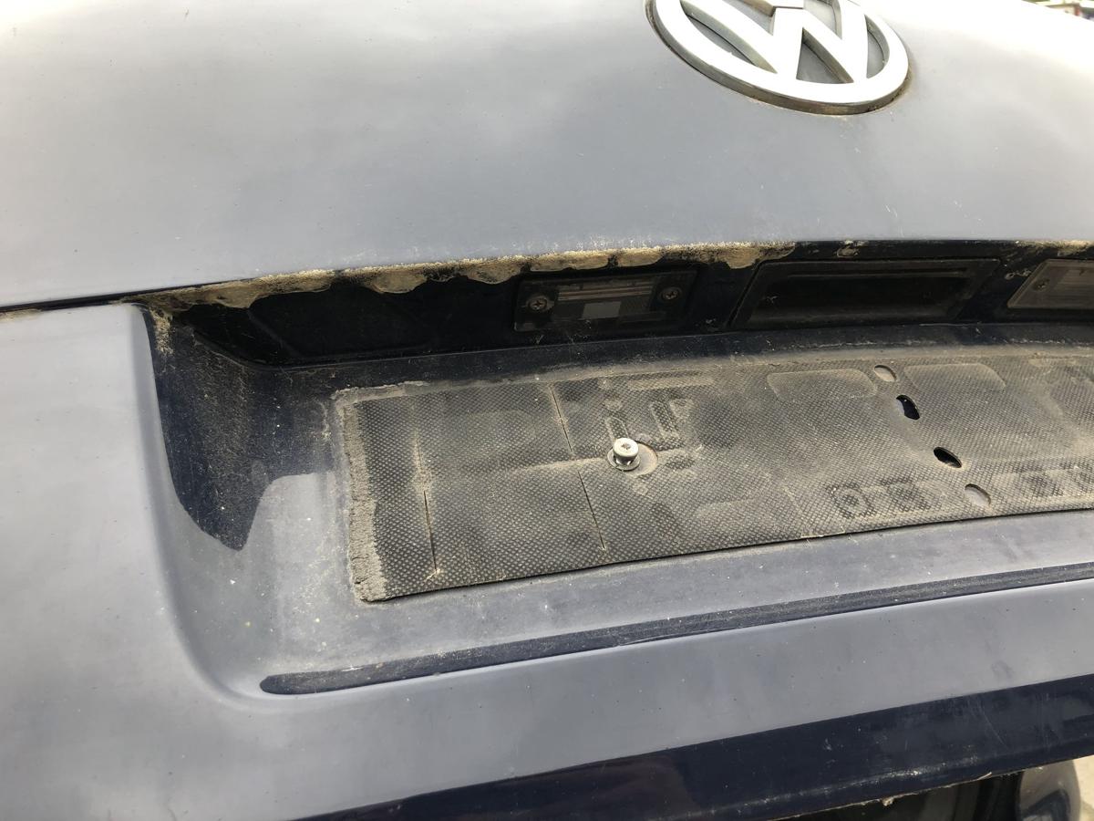 VW Touareg 7L Heckklappe mit Heckscheibe im Rohbau LA5G Perlblau 02-06