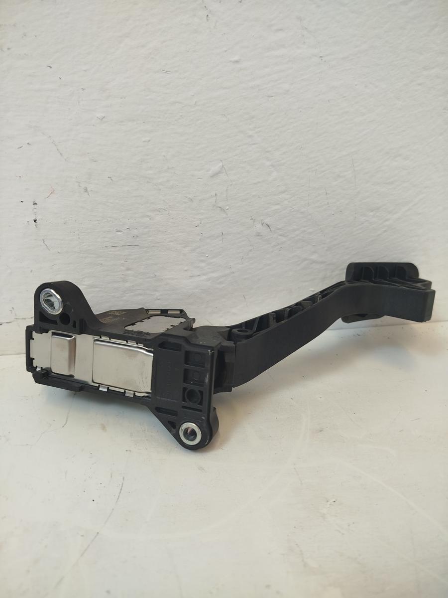 Toyota Yaris XP13 Gaspedal Gaswertgeber Gaspoti