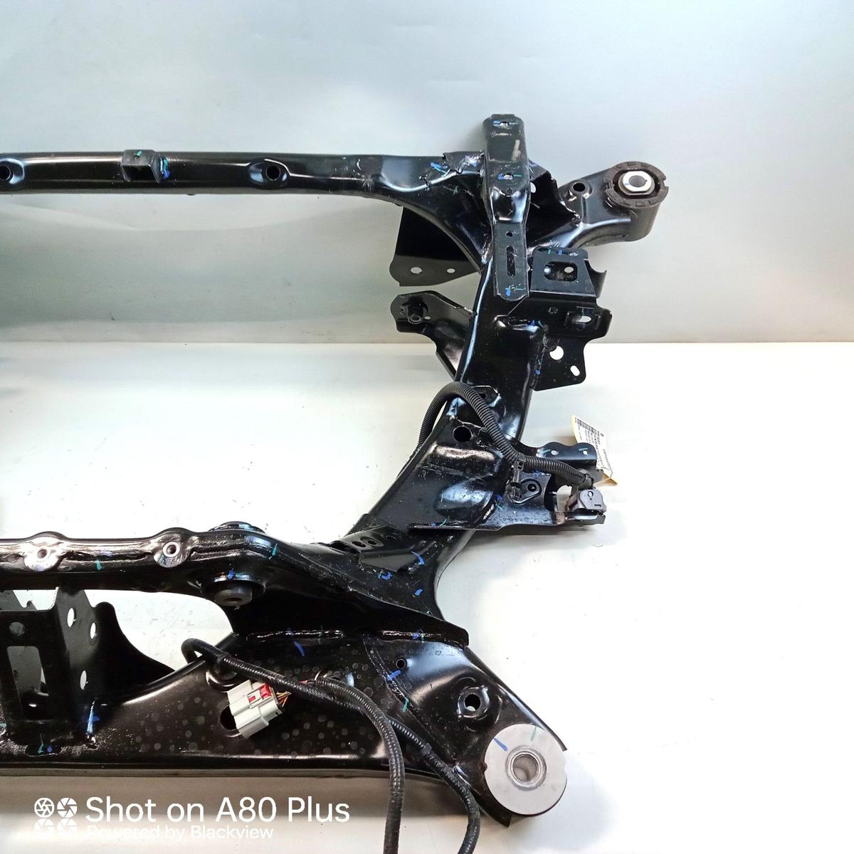 Model 3 und Model Y original Hinterachstr&auml;ger Hilfsrahmen Hinterachse Bj.2023