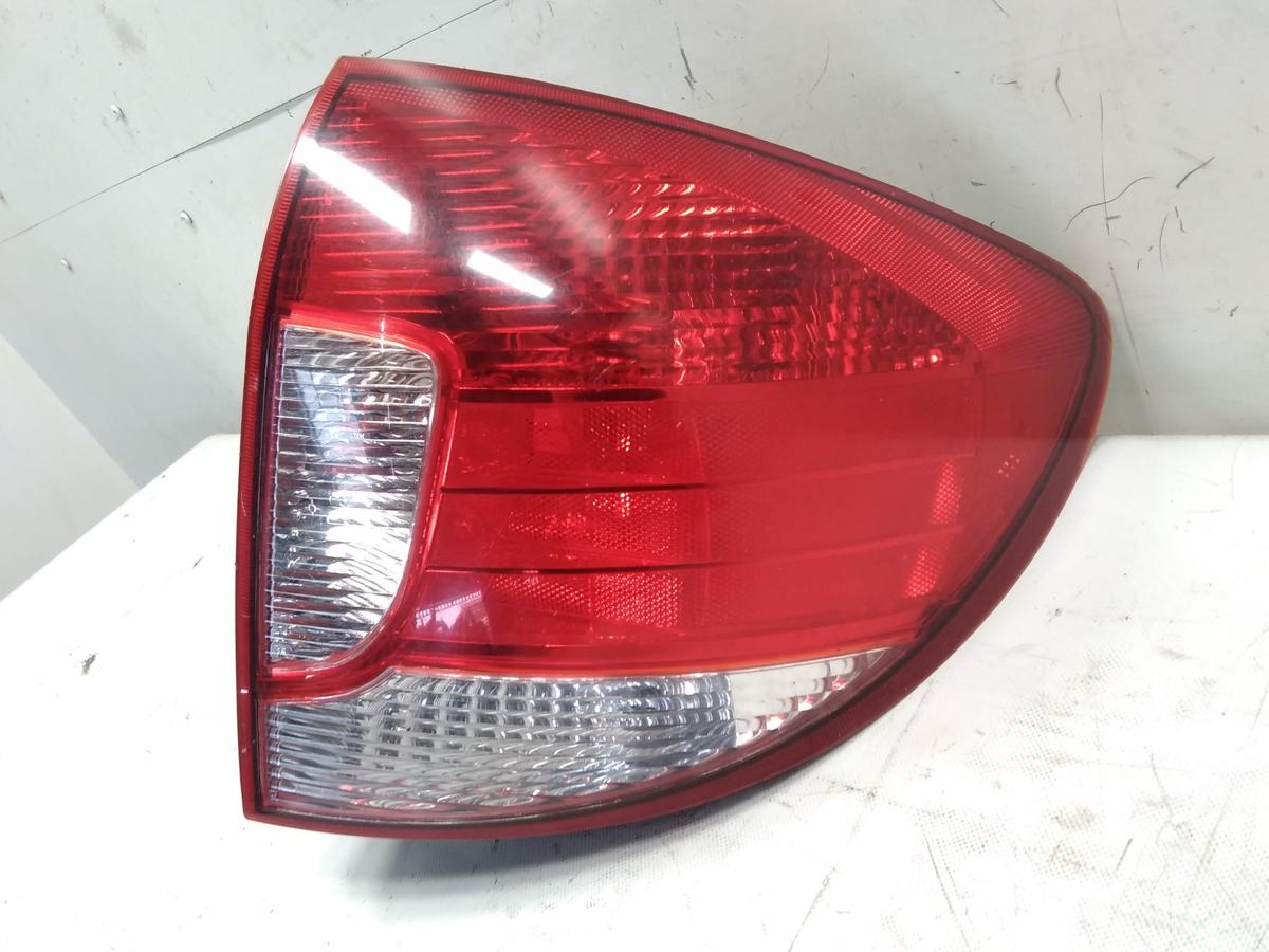 Kia Rio DC original Rückleuchte Heckleuchte rechts Fließheck Facelift Bj.2003