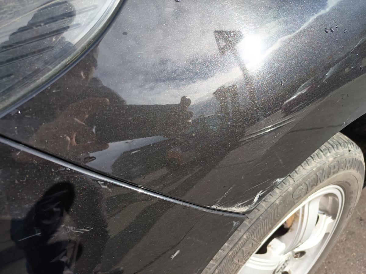 Renault Scenic 3 original Kotfl&uuml;gel links Seitenteil 676 Perlschwarz Bj 2009