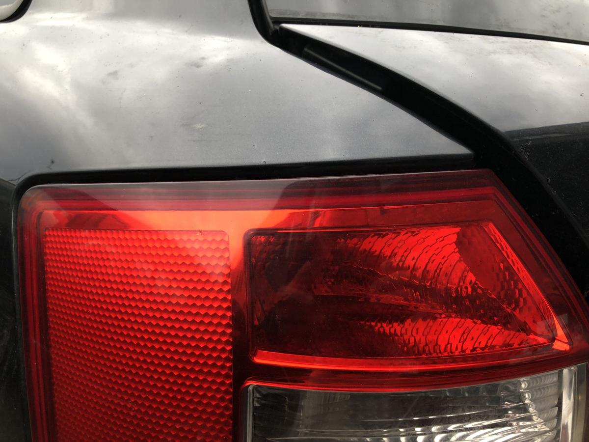 Audi A4 8E B6 Avant R&uuml;ckleuchte links R&uuml;cklicht Heckleuchte Kombi Schlusslicht