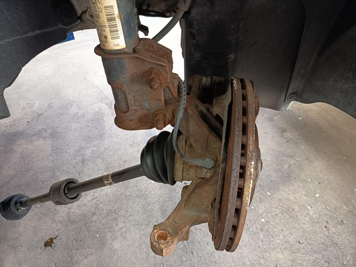 Opel Corsa D original Achsschenkel vorn rechts ohne Bremsanlage 150tk Bj 2007