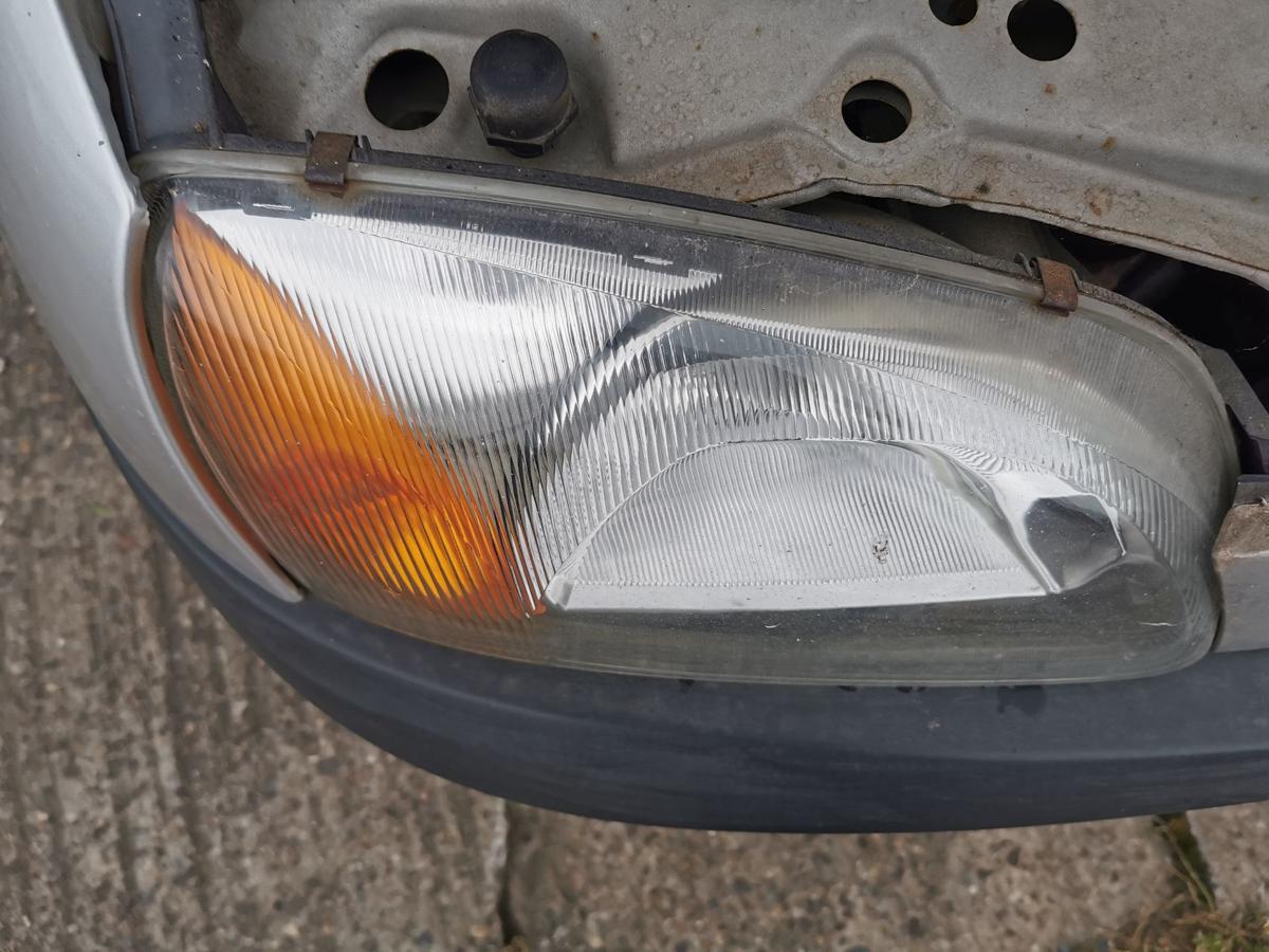 Ford Fiesta JBS Scheinwerfer Hauptscheinwerfer Frontscheinwerfer vorn rechts